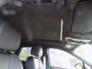Porsche Macan 2.0T PDK 4WD SUV 36