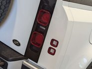 Land Rover Defender 2.0 Defender SE D Auto 4WD 5dr 43