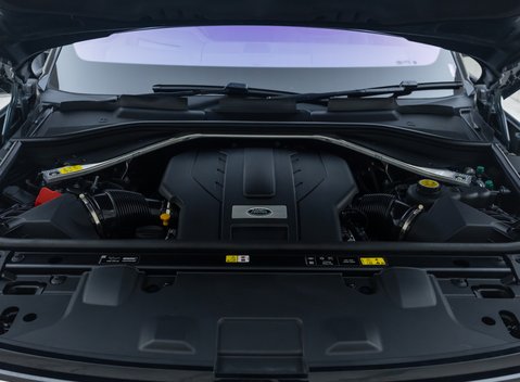 Land Rover Range Rover P530 SV 40