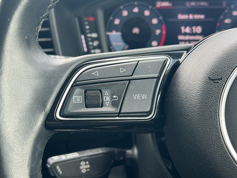 Audi A1 SPORTBACK TFSI TECHNIK 29