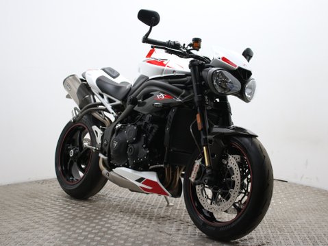 Triumph Speed Triple 1050 SPEED TRIPLE 1050 RS 3