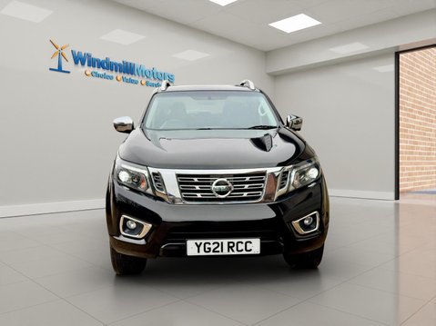 Nissan Navara 2.3 dCi Tekna Auto 4WD Euro 6 4dr 5