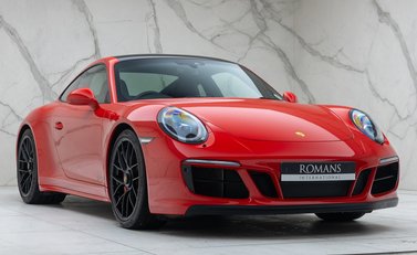 Porsche 911 Carrera 4 GTS (991.2) 9