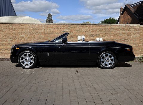 Rolls-Royce Phantom Drophead Series II 7