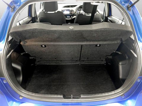 Toyota Yaris 1.5 VVT-h Icon Hatchback 5dr Petrol Hybrid E-CVT Euro 6 (s/s) (100 ps) Air 21