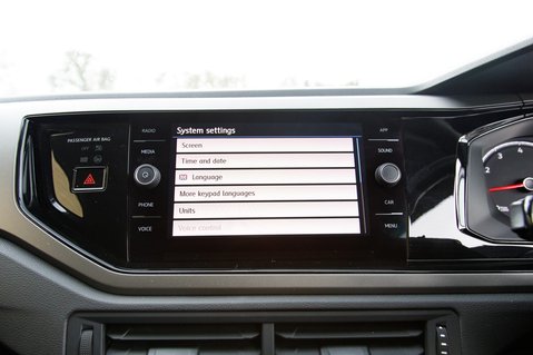 Volkswagen Polo MATCH TSI DSG 28