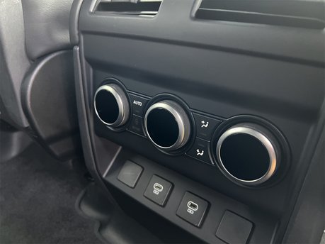 Land Rover Defender V8 60