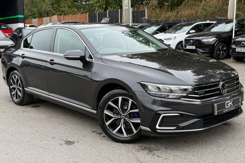 Volkswagen Passat GTE DSG - VAT Q - 1 OWNER - PLUG IN HYBRID - 3 IN STOCK 1
