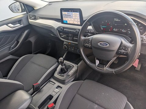 Ford Focus EcoBlue Zetec 14