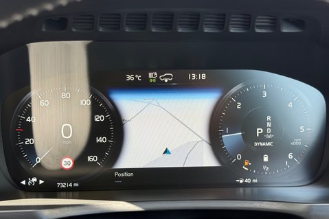 Volvo XC90 B5 INSCRIPTION PRO AWD -B&W -XENIUM PK -PAN ROOF -22S -SURROUND CAMERAS 51