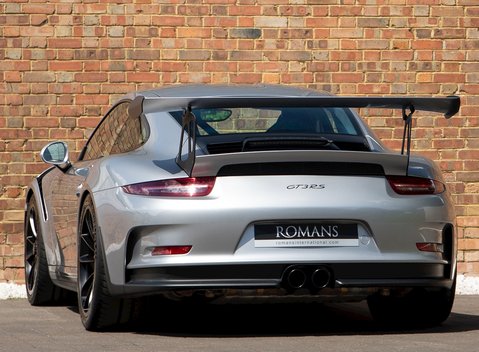 Porsche 911 (991) GT3 RS 3