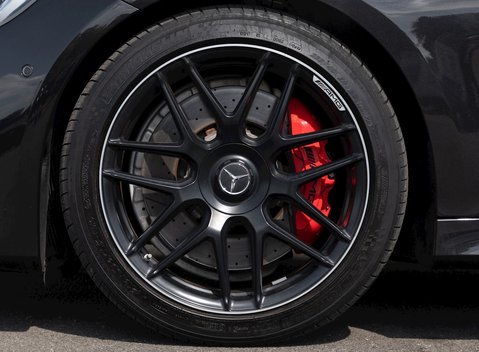 Mercedes-Benz S Class S63 Coupe 10