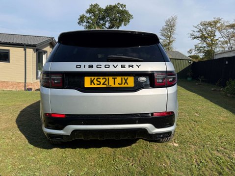 Land Rover Discovery Sport 2.0 Discovery Sport R-Dynamic HSE D MHEV Auto 4WD 5dr 35