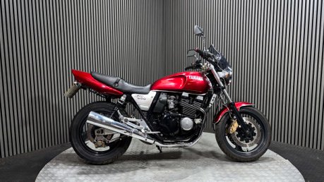 Yamaha XJR 1999 RUNNING PROJECT BIKE 28K RARE 400CC A2 CLASSIC 1