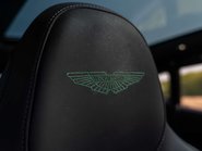 Aston Martin DBX 707 14