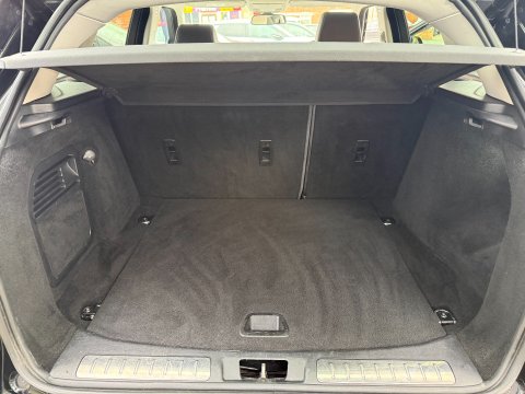 Land Rover Range Rover Evoque SD4 DYNAMIC 2.2 15