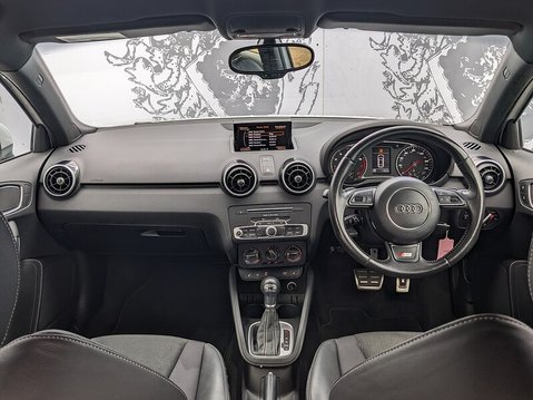 Audi A1 TFSI S LINE 21