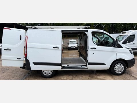 Ford Transit Custom 2.0 TDCi 310 Panel Van 5dr Diesel Manual L1 H1 (157 g/km, 104 bhp) 42