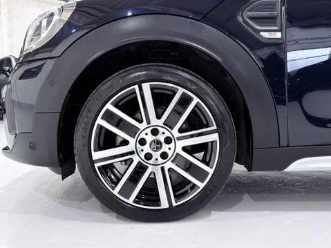 Mini Countryman COOPER EXCLUSIVE 20