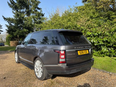 Land Rover Range Rover 3.0 TD V6 Vogue SE Auto 4WD Euro 6 (s/s) 5dr 5