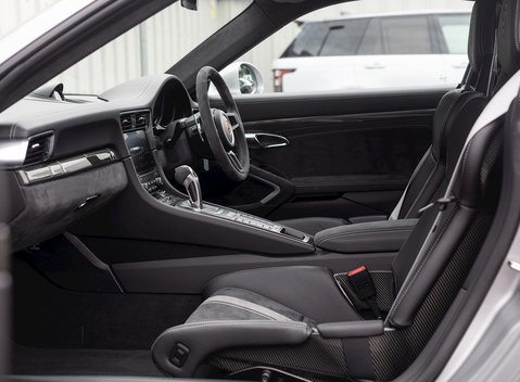 Porsche 911 GT3 (991.2) 15