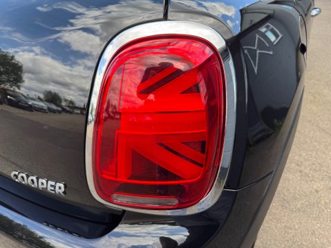 Mini Hatch COOPER EXCLUSIVE 17
