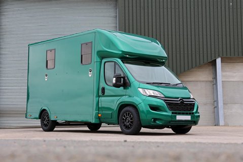 Vauxhall Movano BRAND NEW PRE REG DELIVERY MILES 3.5 TON HORSE BOX STALLION BUILT  11
