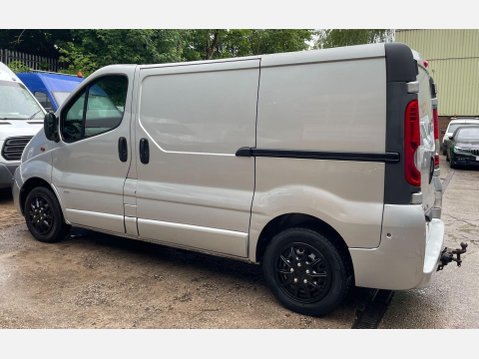 Vauxhall Vivaro 2.0 CDTi Sportive Panel Van 4dr Diesel Manual FWD L1 (215 g/km, 113 bhp) 14