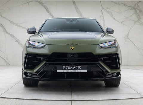 Lamborghini Urus PERFORMANTE 7
