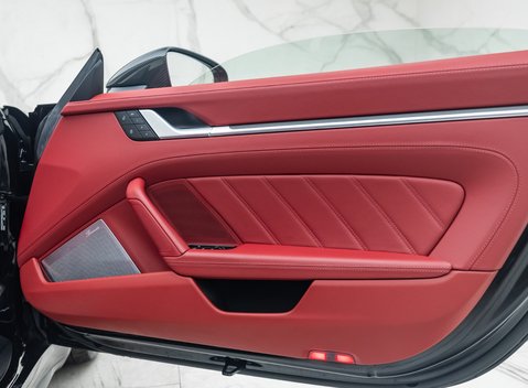 Porsche 911 Turbo S CABRIOLET (992) 31