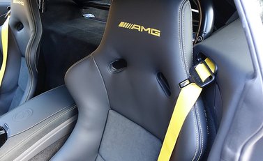 Mercedes-Benz Amg GT GT R 15