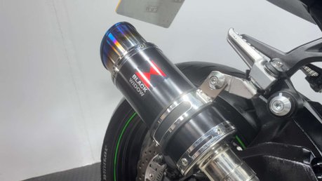 Kawasaki Z900 2017 ONLY 8K NEW MOT SUPER NAKED EXCELLENT CONDITION 900CC 45