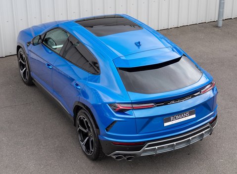 Lamborghini Urus 9