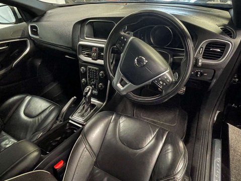 Volvo V40 1.5 V40 R-Design Edition T3 Auto 5dr 16