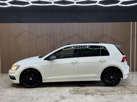 Volkswagen Golf 2.0 Golf R-Line Edition TDI BlueMotion Technology 5dr 30