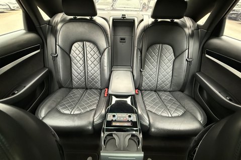Audi A8 TDI QUATTRO BLACK EDITION -SUNROOF -BODYKIT -21 INCH ALLOYS -360 CAMERAS 17