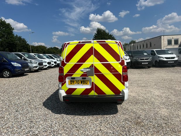 Vauxhall Vivaro LWB L2H1 2900 Sportive 100ps Turbo D Air Con Sensors Cruise Twin Side Doors 7