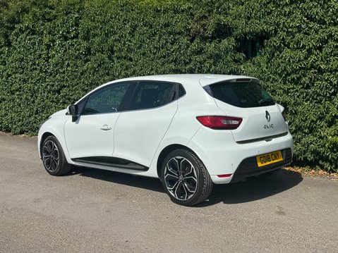 Renault Clio 0.9 TCe Iconic Hatchback 5dr Petrol Manual Euro 6 (s/s) (90 ps) 31