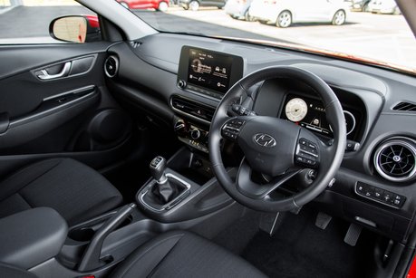 Hyundai KONA T-GDI SE CONNECT MHEV