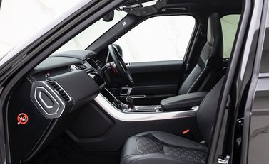 Land Rover Range Rover Sport 5.0 SVR 11