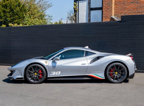 Ferrari 488 Pista Piloti 3