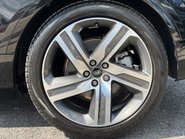 Land Rover Discovery D300 Commercial Dynamic HSE 33