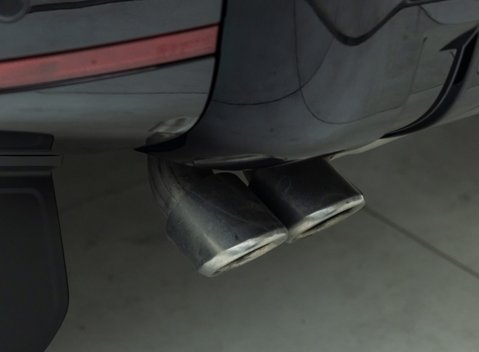 Land Rover Defender 110 V8 Bond Edition 41