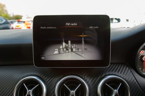 Mercedes-Benz A Class A 200 AMG LINE EXECUTIVE 22