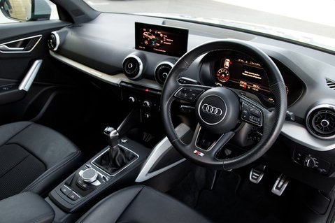 Audi Q2 TFSI S LINE 4