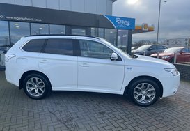 Mitsubishi Outlander PHEV 2.0h 12kWh GX4h CVT 4WD AUTO 6