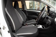 Toyota Aygo VVT-I X-TREND X-SHIFT 29