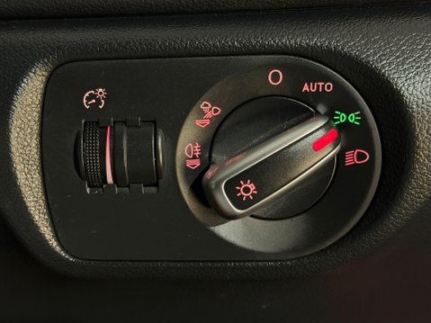 Audi Q3 TDI QUATTRO S LINE PLUS 22