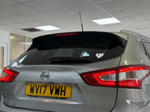 Nissan Qashqai 1.2 DIG-T N-Connecta 2WD Euro 6 (s/s) 5dr 87