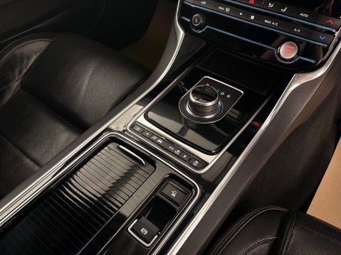 Jaguar XE 2.0i R-Sport Auto Euro 6 (s/s) 4dr 22